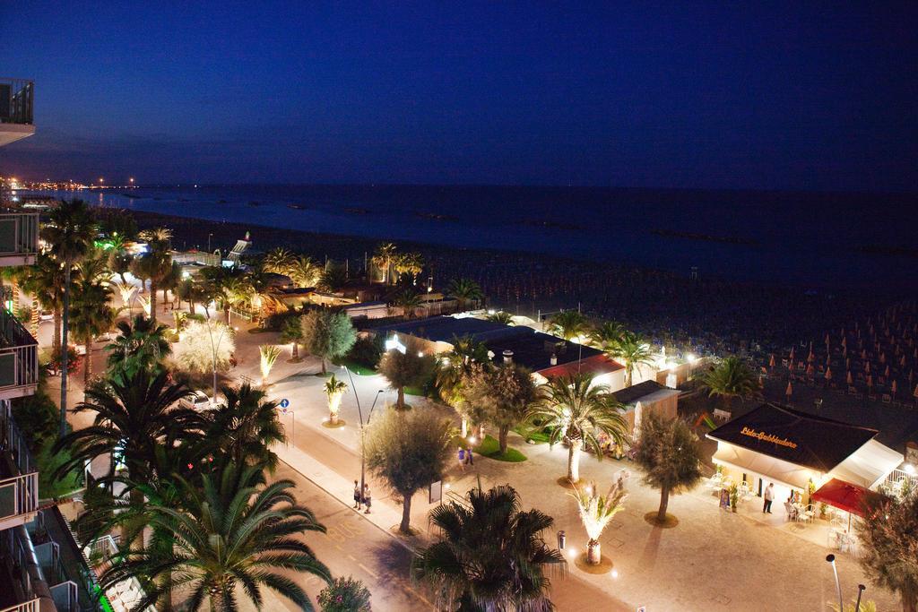 Hotel Continental San Benedetto del Tronto Cameră foto